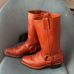 Womens Frye boots genuine leather